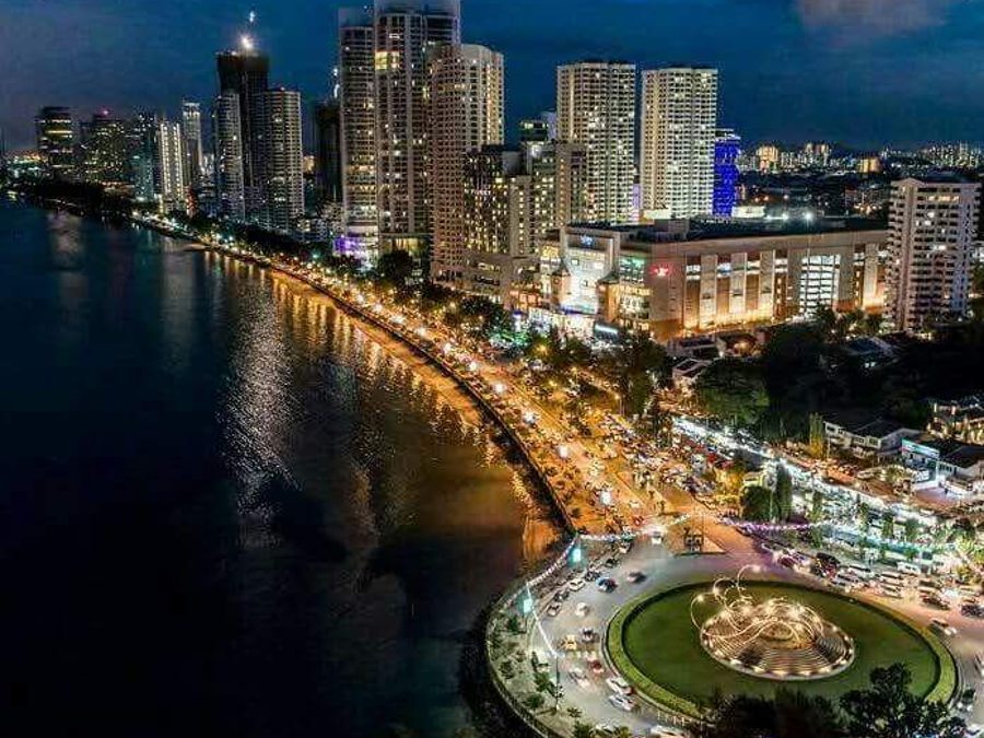 Gurney Drive seafront at night