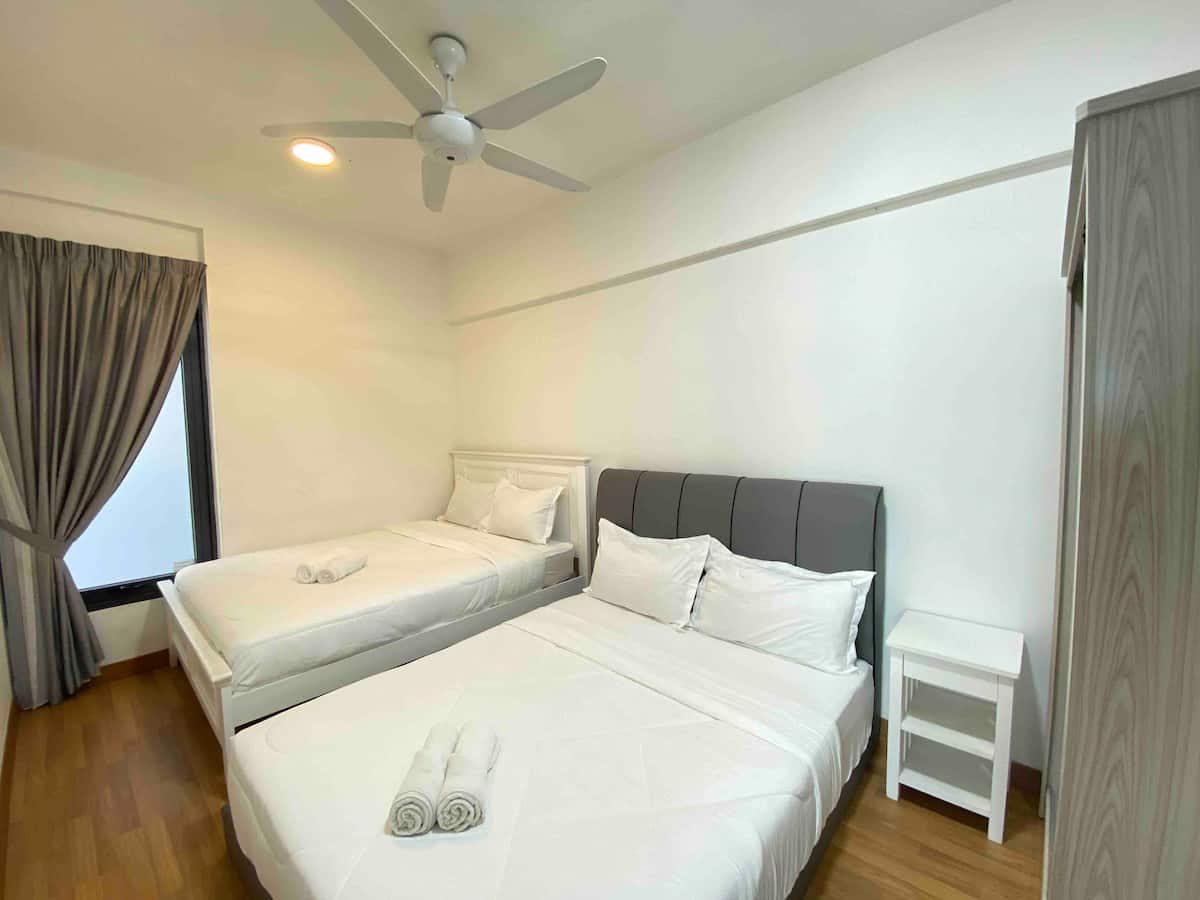 Modern and Minimal Triple Room photo 2